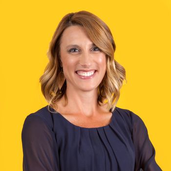 Portrait of Staci Doolin, Broker/Agent.